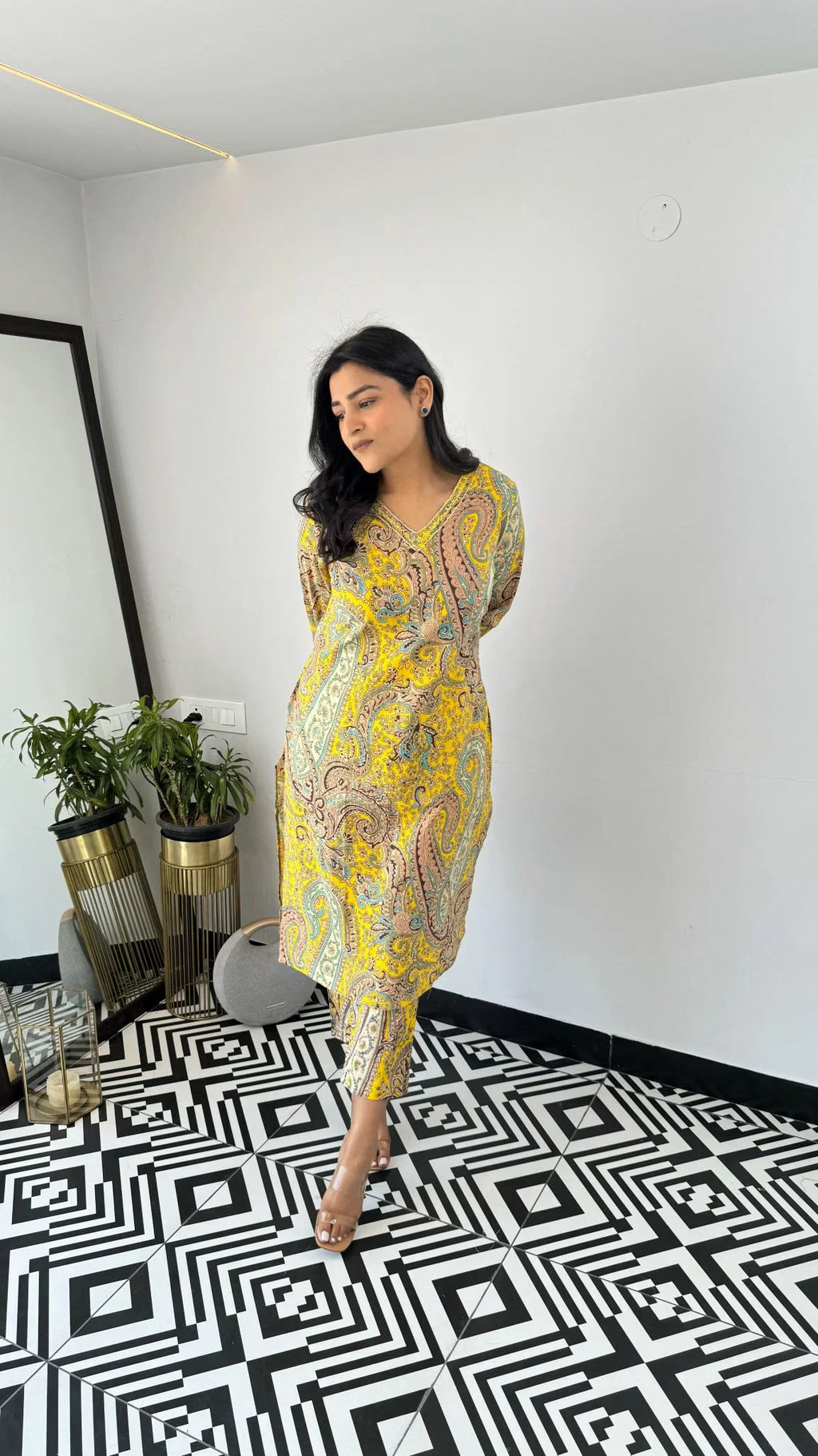 Dhruvi 456 Viscose Printed Kurti With Bottom